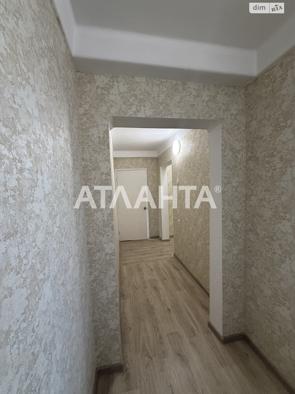 Продаж трикімнатної квартири в Чабанах, на вул. Машинобудівників, фото 1 Продаж трикімнатної квартири в Чабанах, на вул. Машинобудівників, фото 1