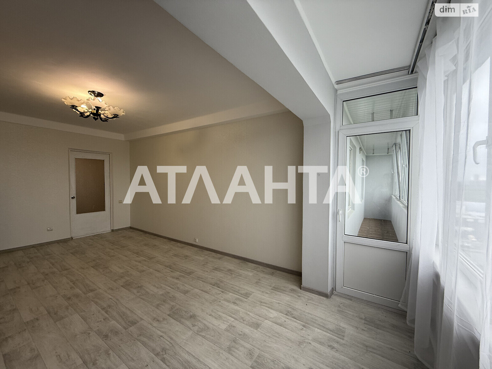 Продаж трикімнатної квартири в Чабанах, на вул. Машинобудівників, фото 1 Продаж трикімнатної квартири в Чабанах, на вул. Машинобудівників, фото 1