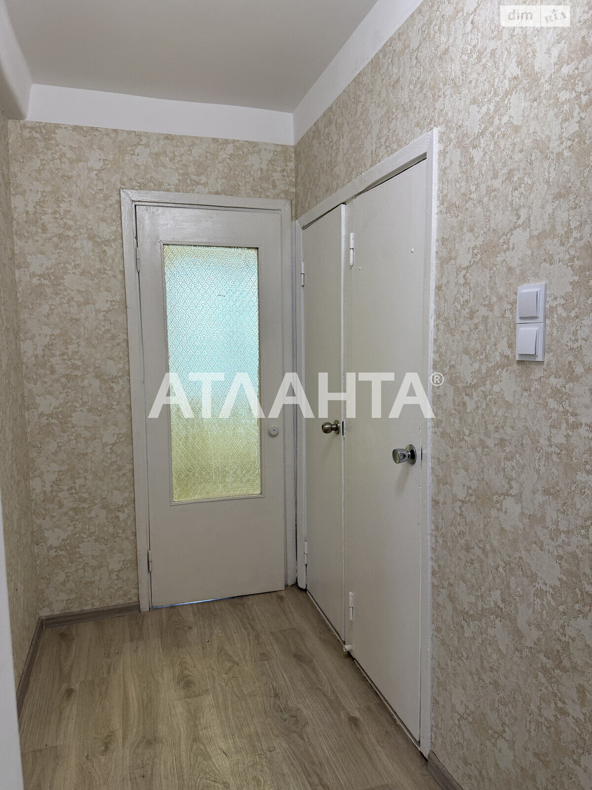 Продаж трикімнатної квартири в Чабанах, на вул. Машинобудівників, фото 1 Продаж трикімнатної квартири в Чабанах, на вул. Машинобудівників, фото 1