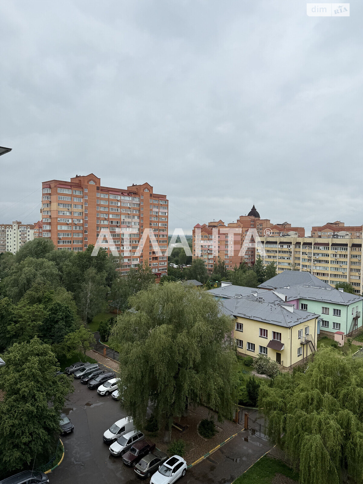 Продаж трикімнатної квартири в Чабанах, на вул. Машинобудівників, фото 1 Продаж трикімнатної квартири в Чабанах, на вул. Машинобудівників, фото 1