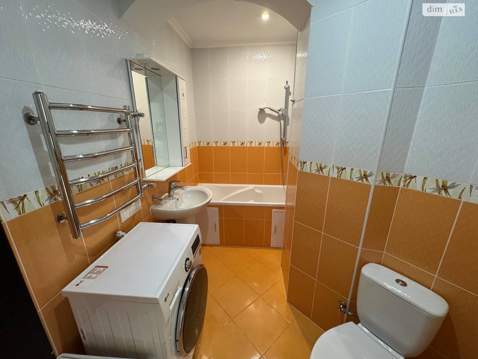 Продажа трехкомнатной квартиры в Чабанах, на ул. Юности 3, фото 1 Продажа трехкомнатной квартиры в Чабанах, на ул. Юности 3, фото 1