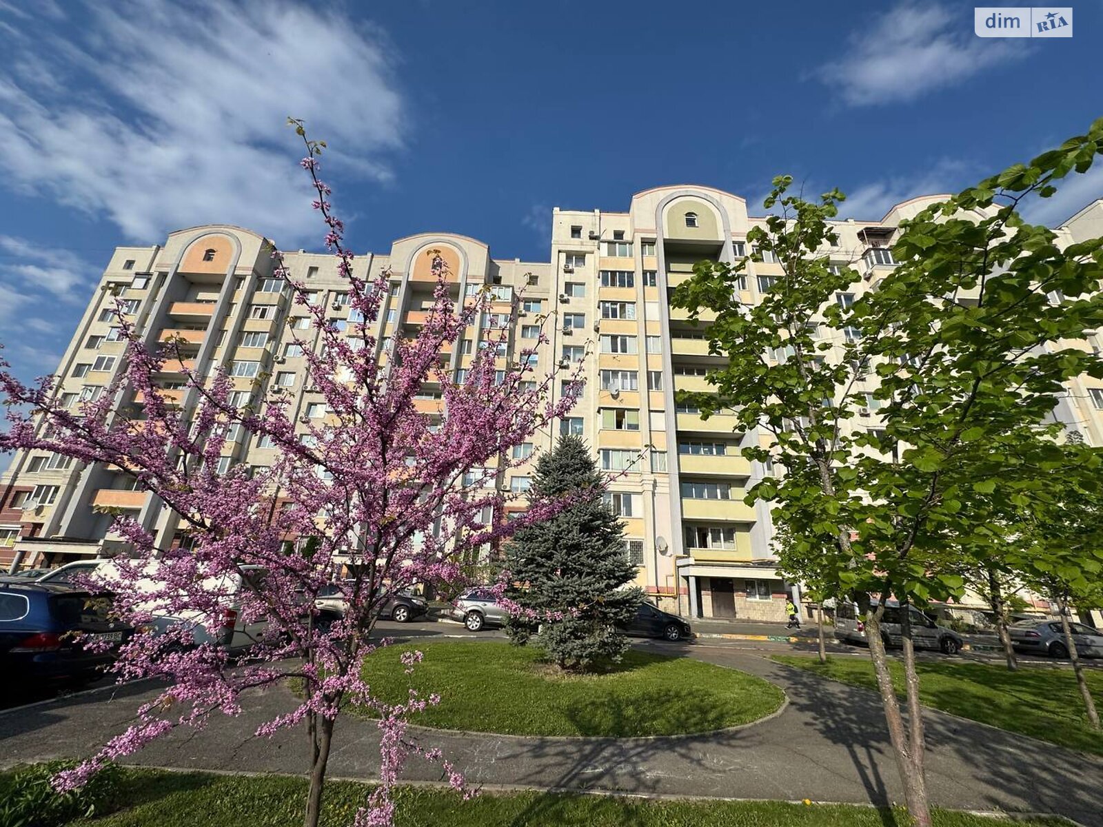 Продажа трехкомнатной квартиры в Чабанах, на ул. Юности 3, фото 1 Продажа трехкомнатной квартиры в Чабанах, на ул. Юности 3, фото 1