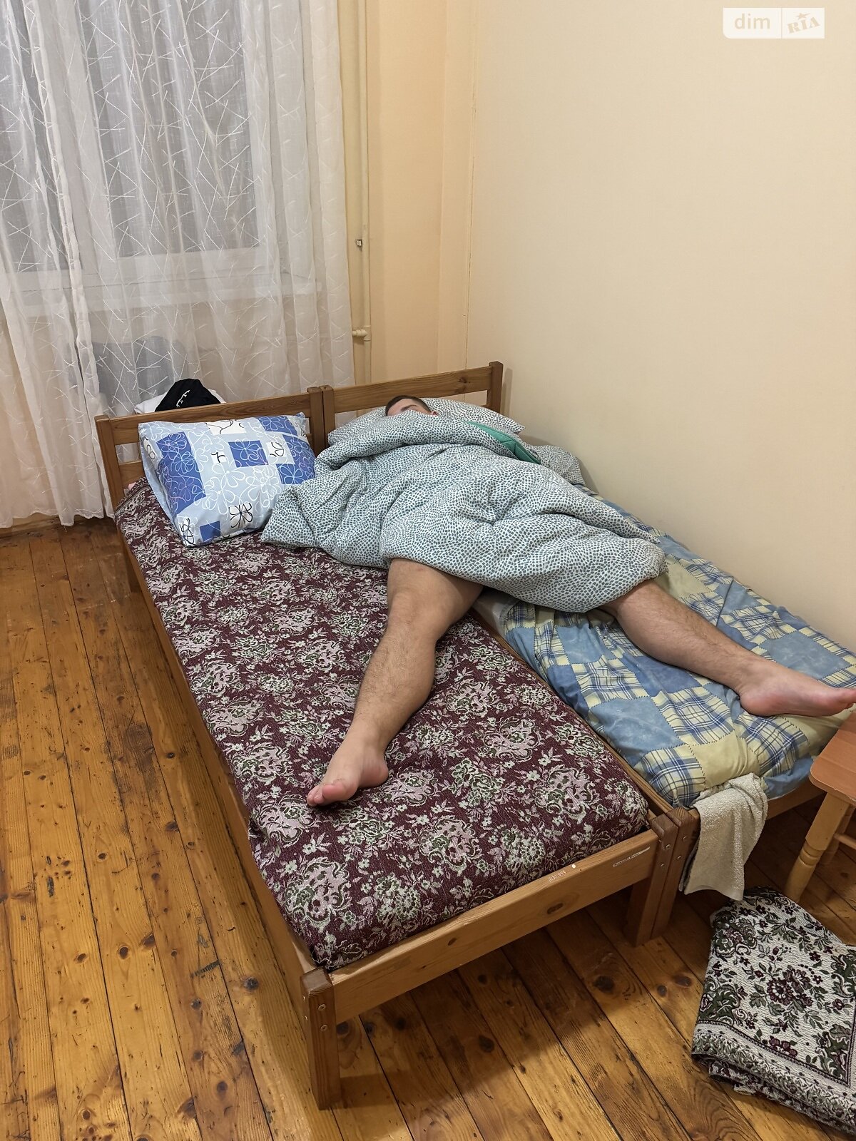 Продаж трикімнатної квартири в Чагорі, на вул. Міжнародна 41, район Приміська зона фото 1