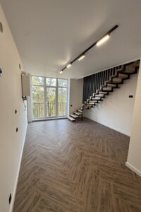 Продаж трикімнатної квартири в Чагорі, на вул. Міжнародна 41, район Приміська зона фото 2