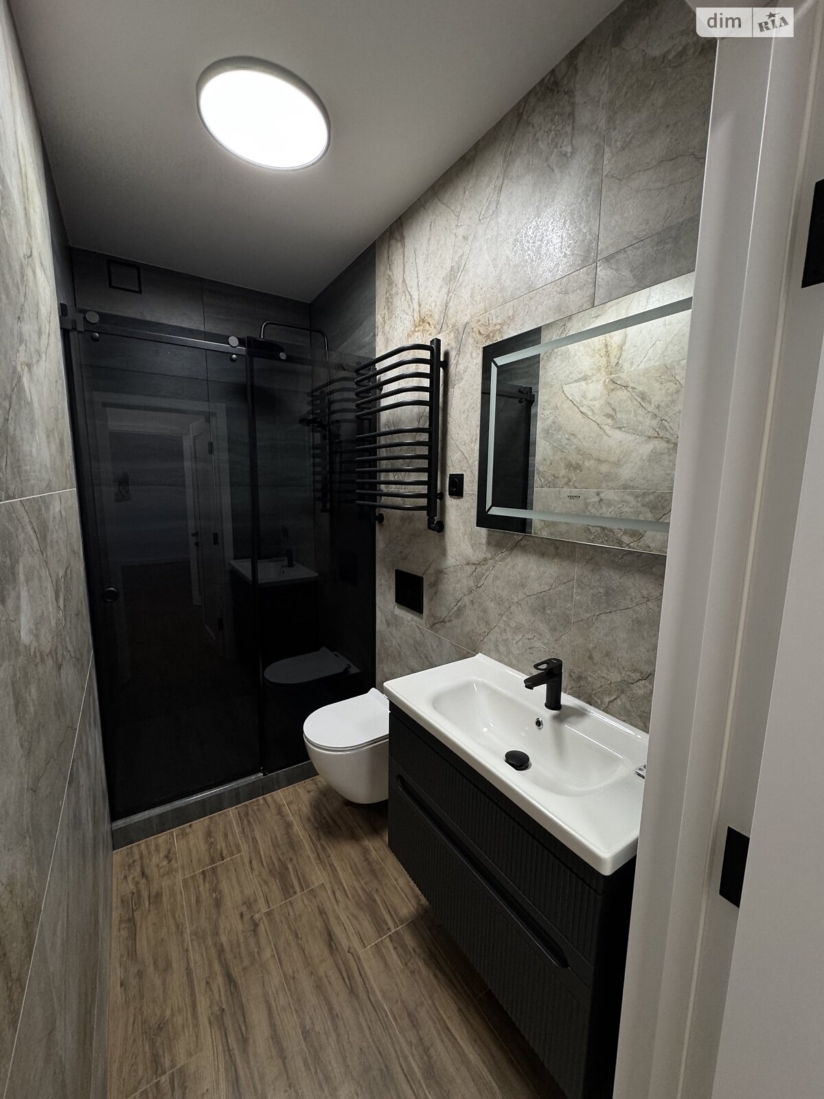 Продаж трикімнатної квартири в Чагорі, на вул. Міжнародна 41, район Приміська зона фото 1