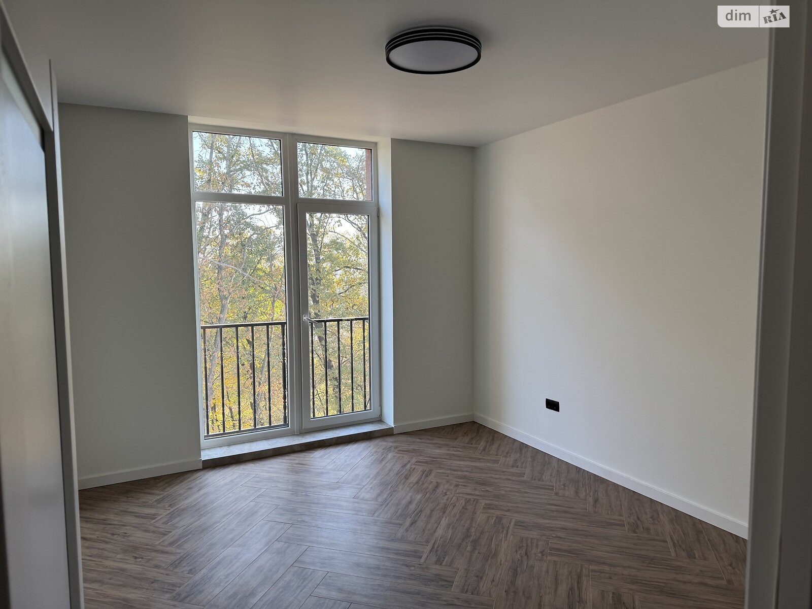 Продаж трикімнатної квартири в Чагорі, на вул. Міжнародна 41, район Приміська зона фото 1