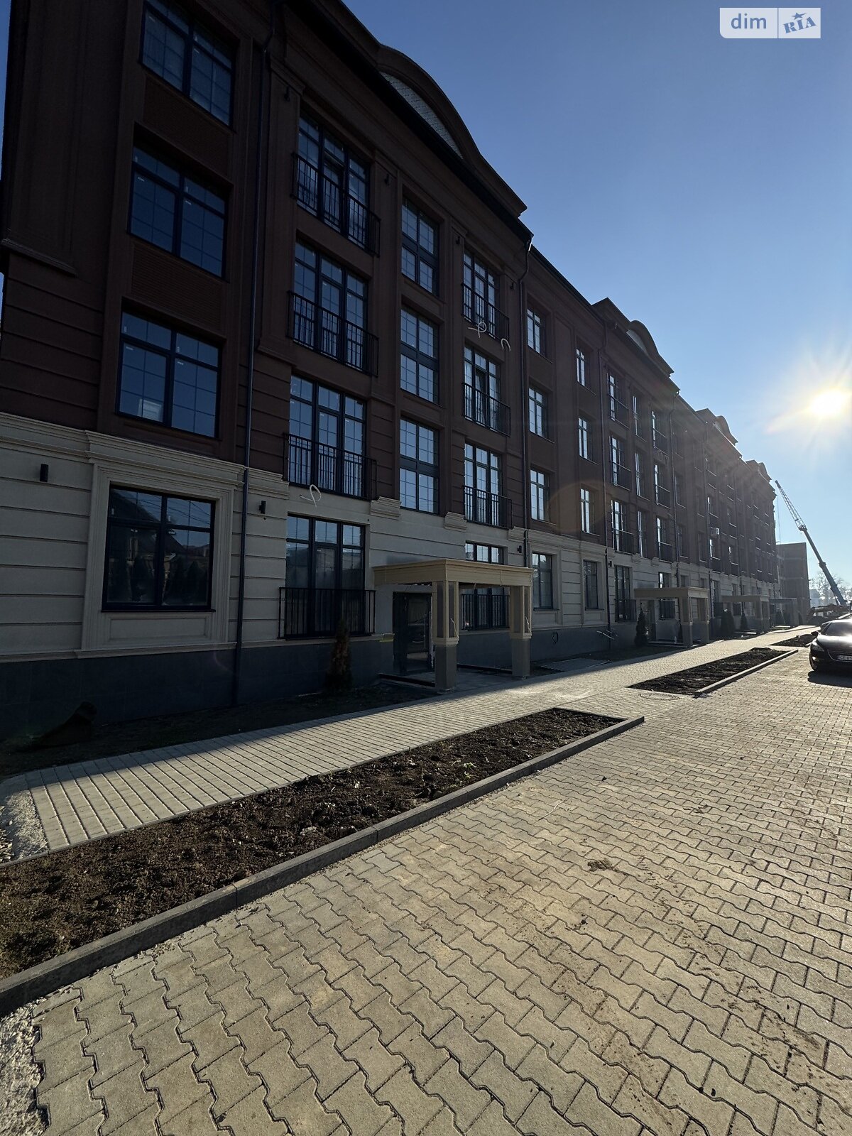 Продаж трикімнатної квартири в Чагорі, на вул. Міжнародна 41, район Приміська зона фото 1