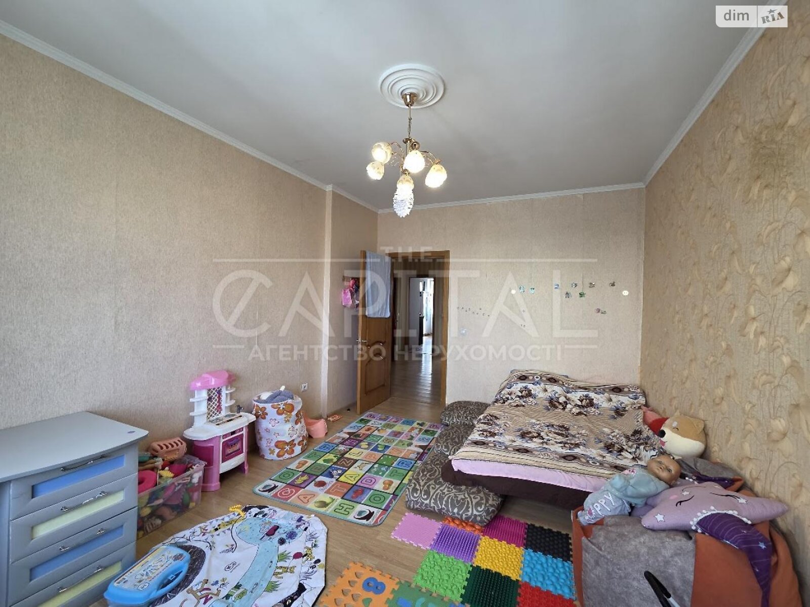 Продажа трехкомнатной квартиры в Чайках, на ул. Печёрская 2, фото 1 Продажа трехкомнатной квартиры в Чайках, на ул. Печёрская 2, фото 1