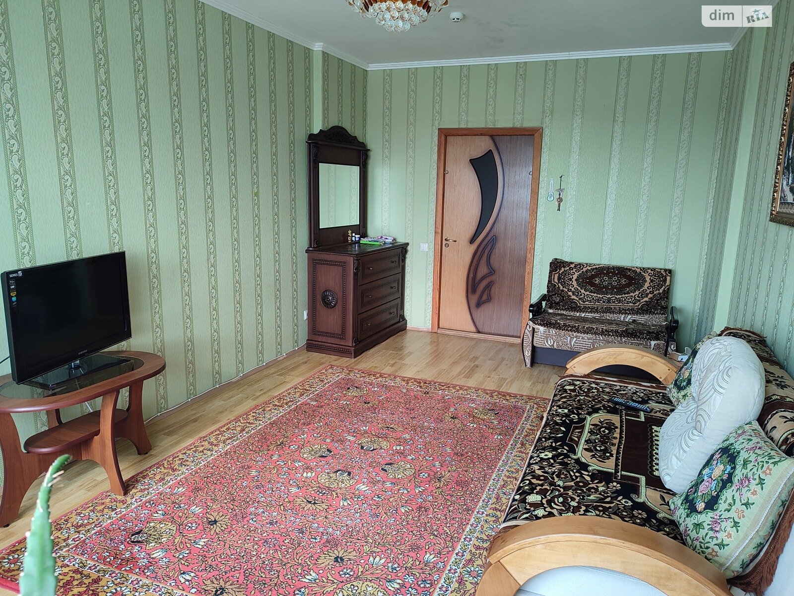 Продаж однокімнатної квартири в Чайках, на вул. Печерська 6, фото 1