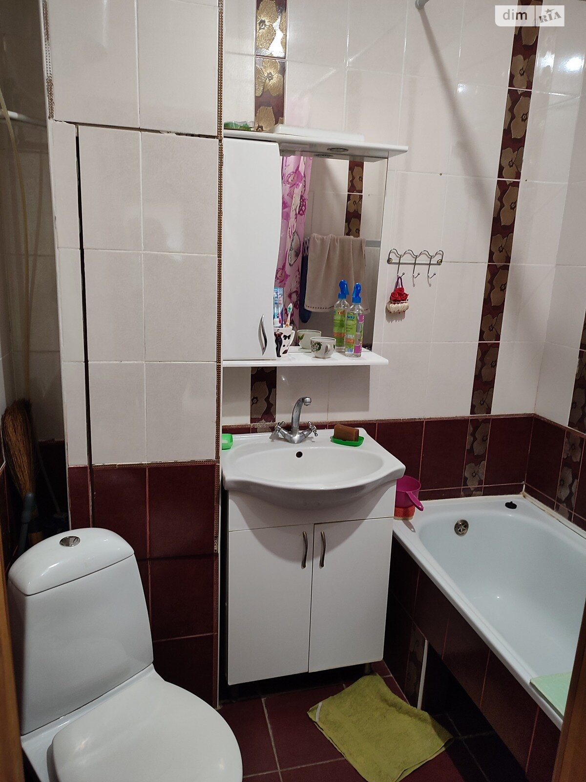 Продаж однокімнатної квартири в Чайках, на вул. Печерська 6, фото 1