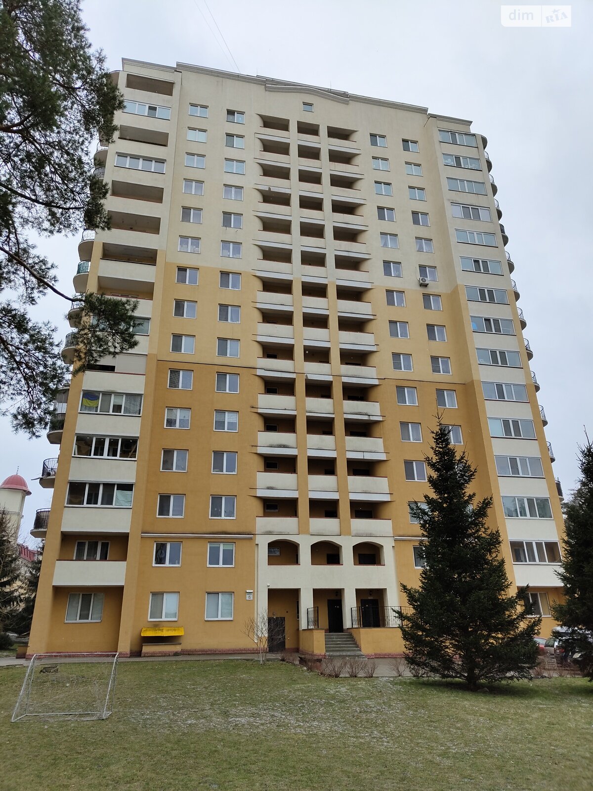 Продажа трехкомнатной квартиры в Чайках, на ул. Валерия Лобановского 15, фото 1