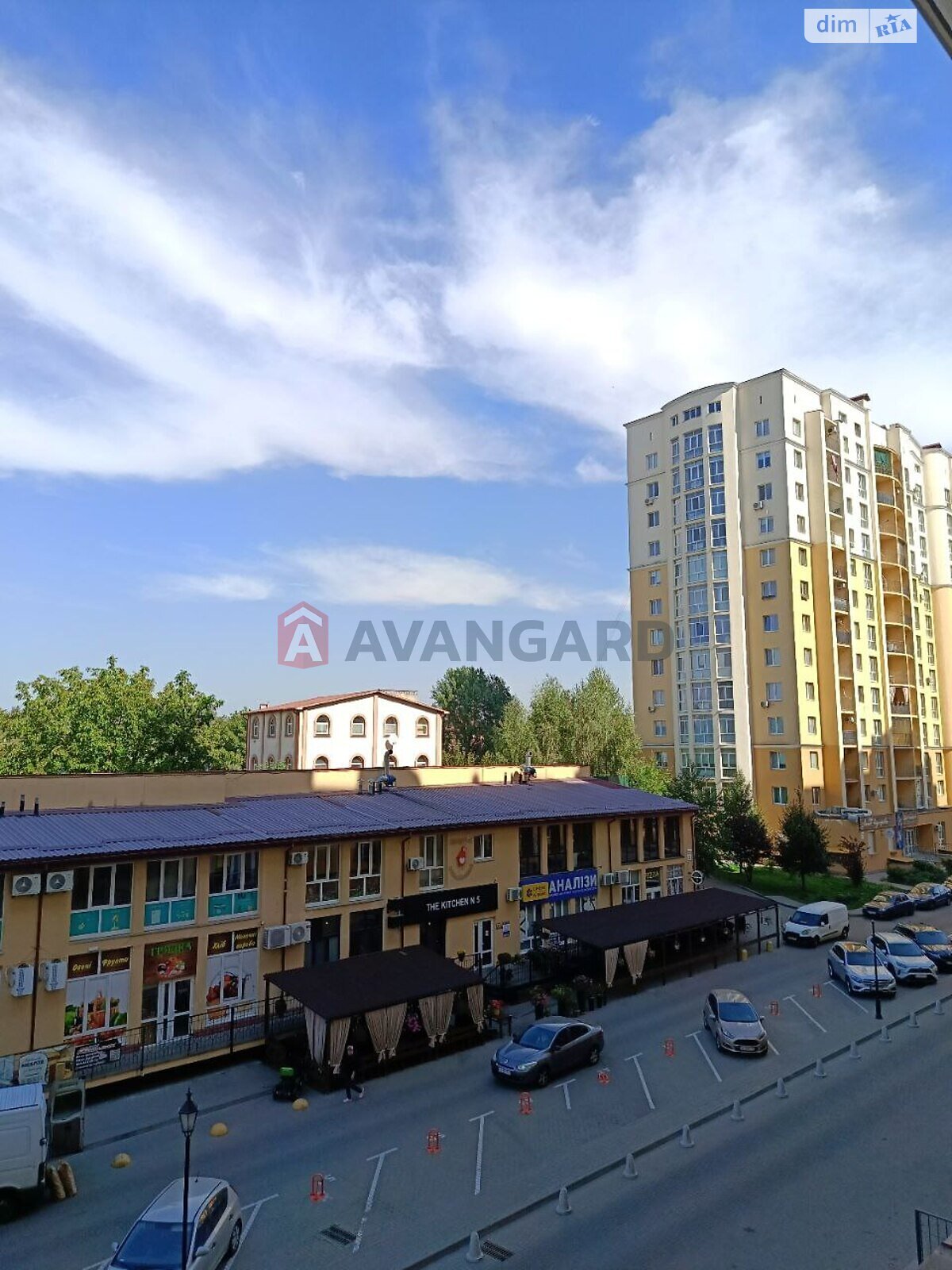 Продаж трикімнатної квартири в Чайках, на вул. Валерія Лобановського 30Б, фото 1 Продаж трикімнатної квартири в Чайках, на вул. Валерія Лобановського 30Б, фото 1