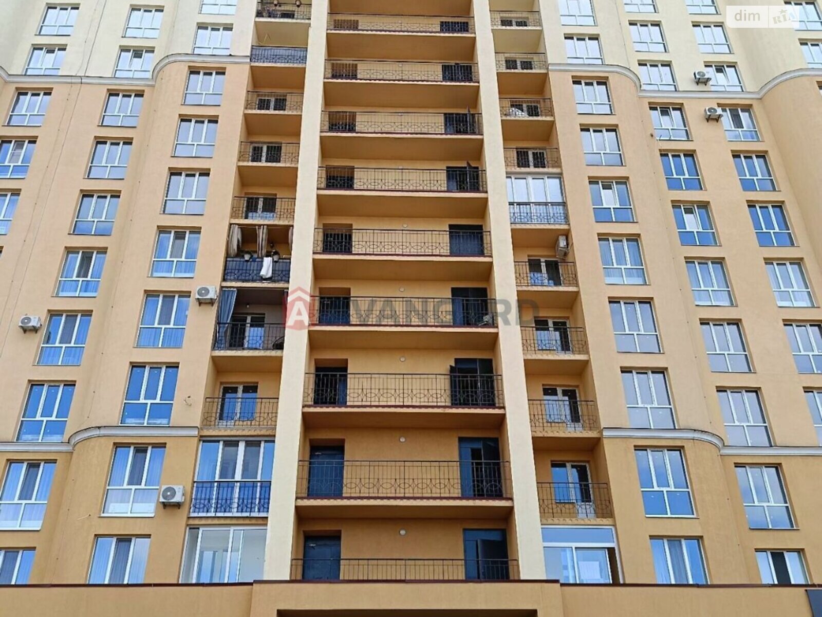 Продаж трикімнатної квартири в Чайках, на вул. Валерія Лобановського 30Б, фото 1 Продаж трикімнатної квартири в Чайках, на вул. Валерія Лобановського 30Б, фото 1