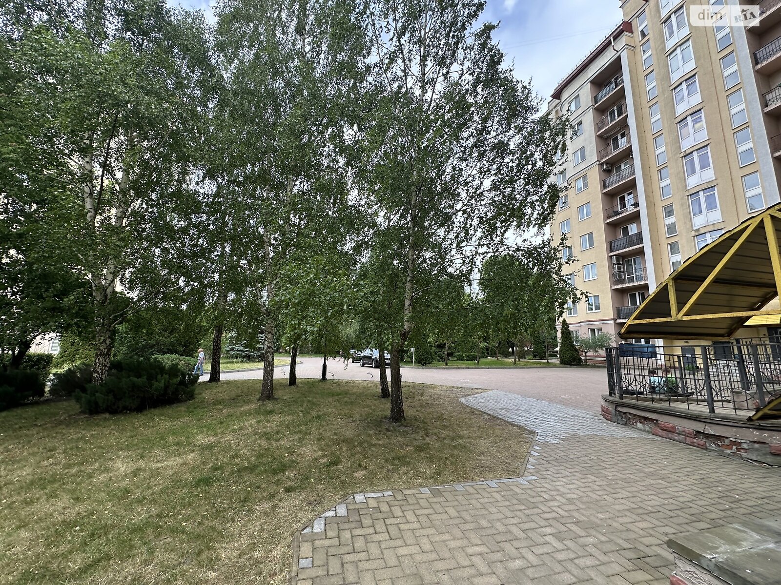 Продажа двухкомнатной квартиры в Чайках, на ул. Валерия Лобановского 10, фото 1 Продажа двухкомнатной квартиры в Чайках, на ул. Валерия Лобановского 10, фото 1