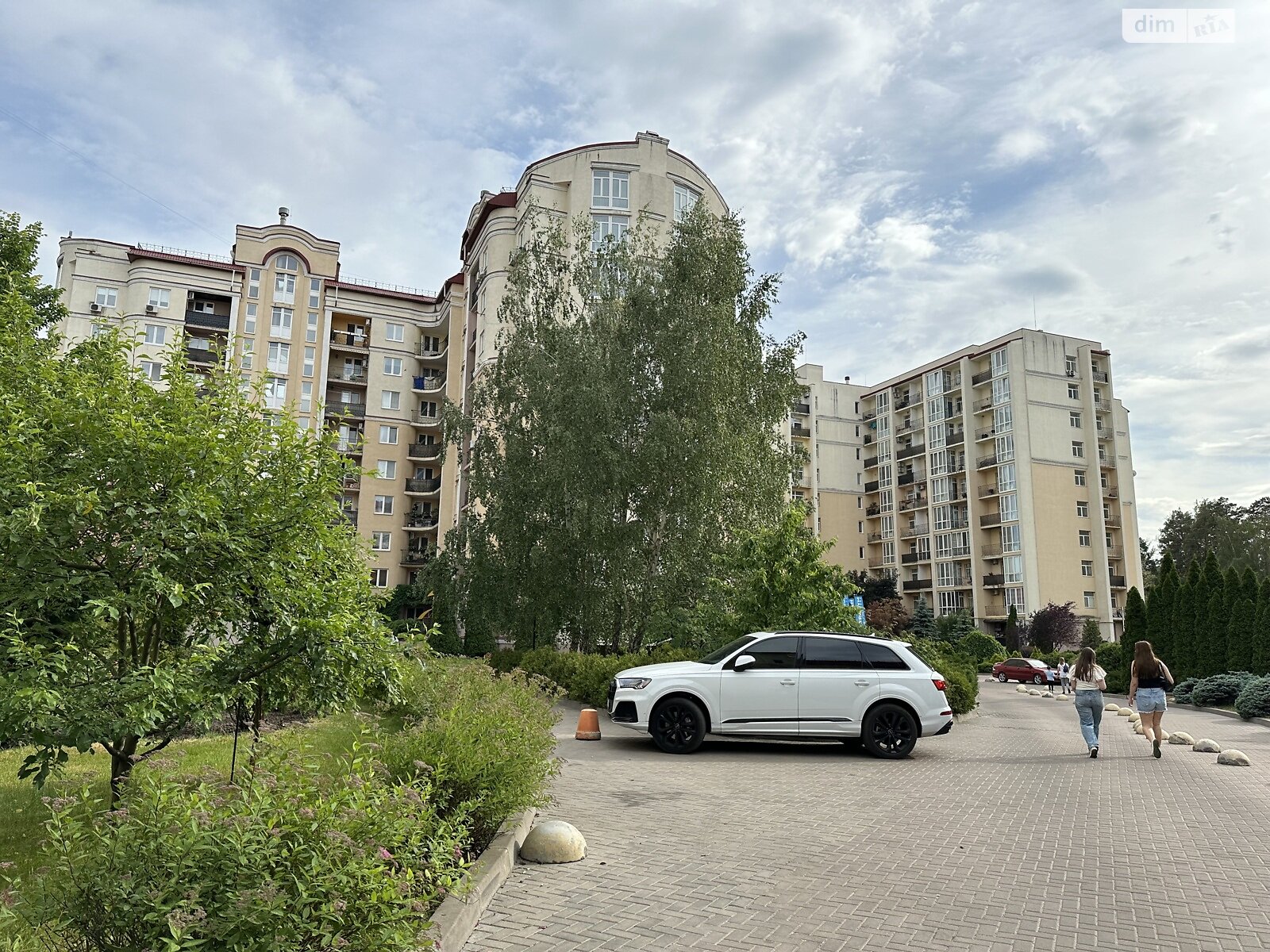 Продажа двухкомнатной квартиры в Чайках, на ул. Валерия Лобановского 10, фото 1 Продажа двухкомнатной квартиры в Чайках, на ул. Валерия Лобановского 10, фото 1