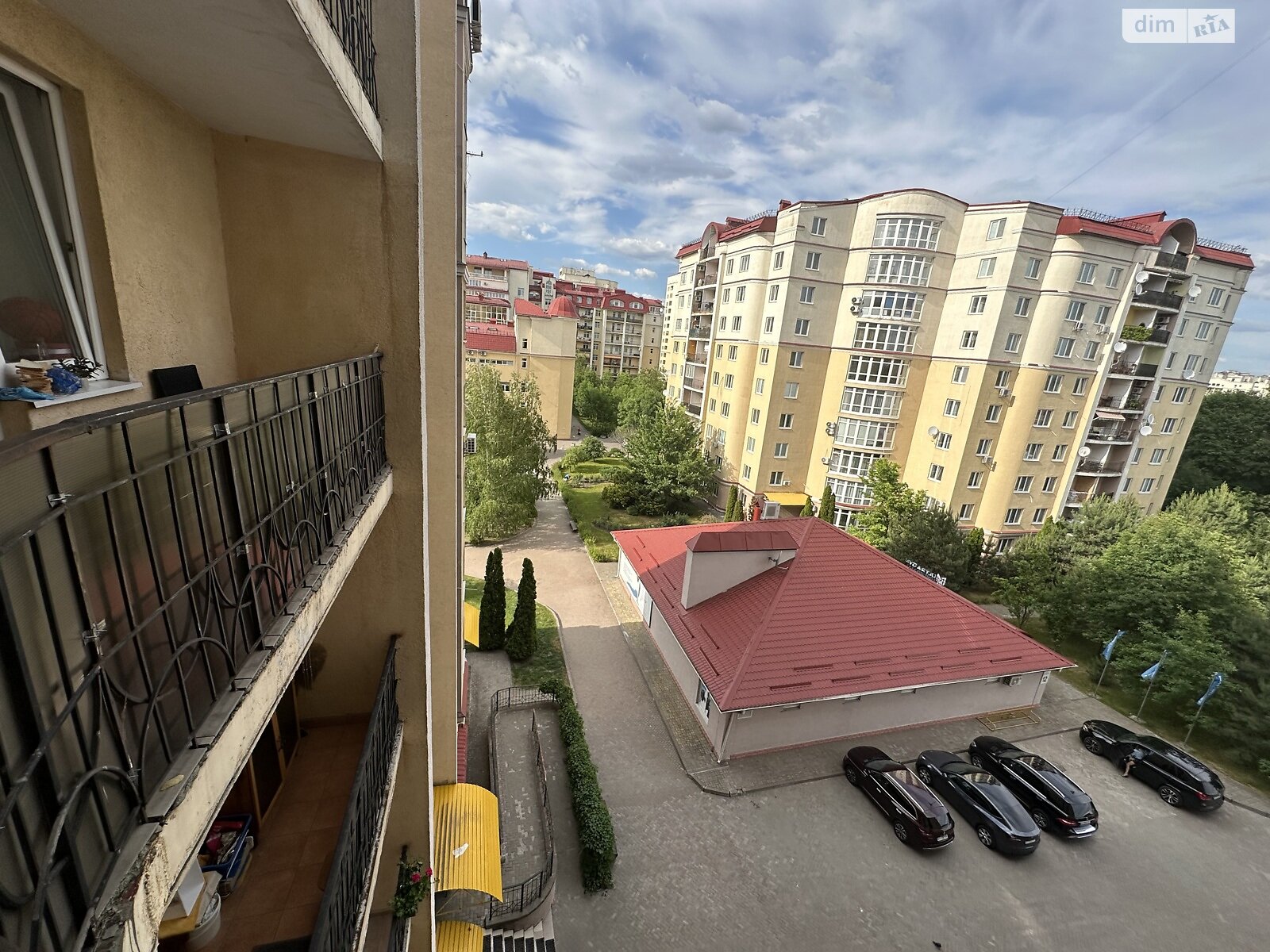 Продажа двухкомнатной квартиры в Чайках, на ул. Валерия Лобановского 10, фото 1 Продажа двухкомнатной квартиры в Чайках, на ул. Валерия Лобановского 10, фото 1