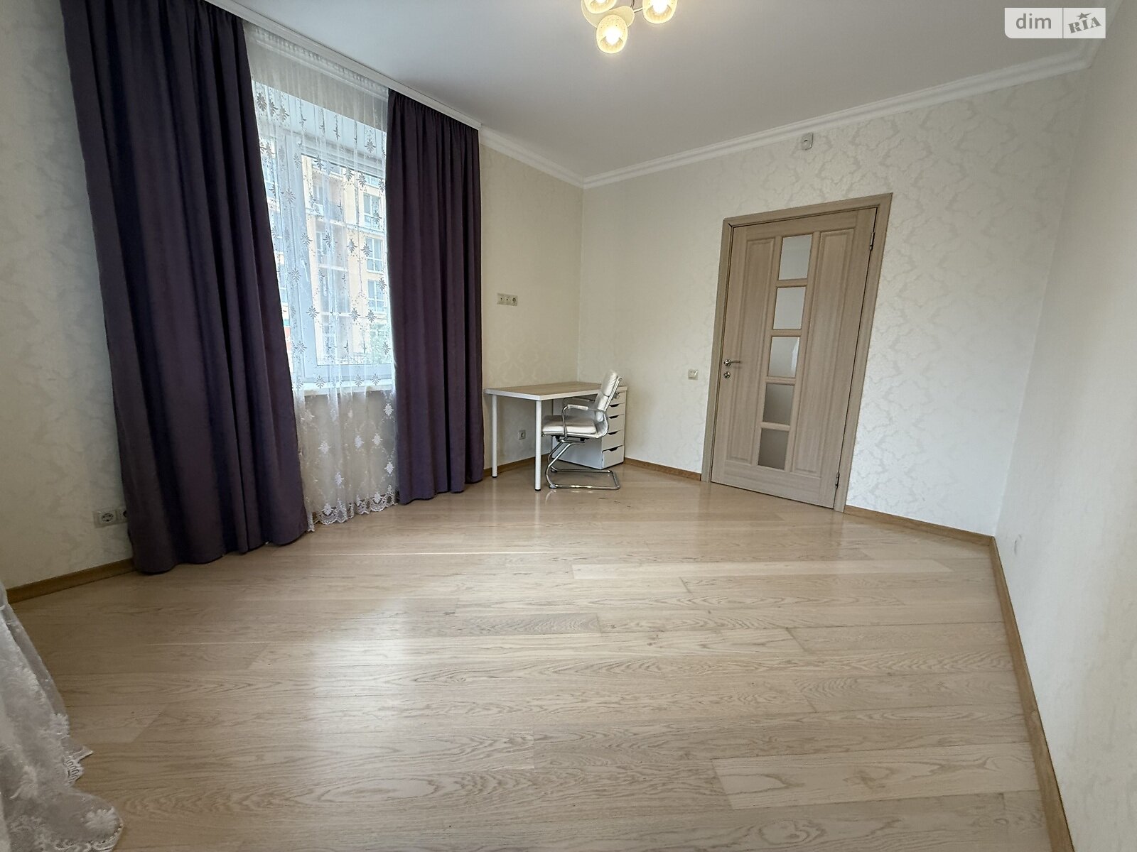 Продаж трикімнатної квартири в Чайках, на вул. Валерія Лобановського 28, фото 1 Продаж трикімнатної квартири в Чайках, на вул. Валерія Лобановського 28, фото 1