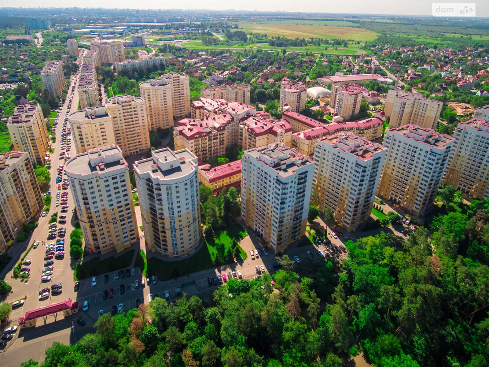 Продажа трехкомнатной квартиры в Чайках, на ул. Валерия Лобановского 1-36, фото 1