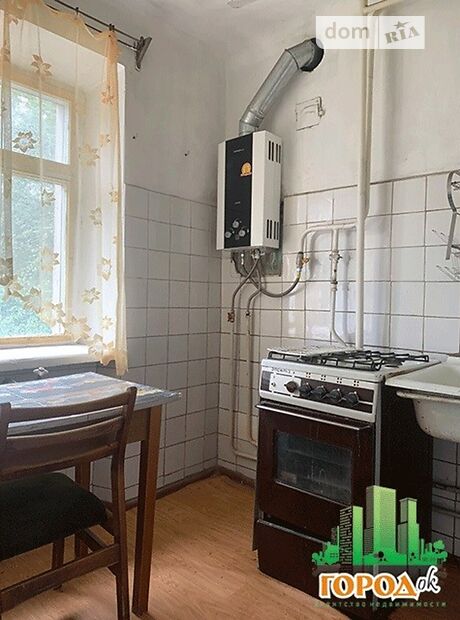 Продажа двухкомнатной квартиры в Черкассах, на ул. Амброса Сергея, район 700-летия фото 1 Продажа двухкомнатной квартиры в Черкассах, на ул. Амброса Сергея, район 700-летия фото 1