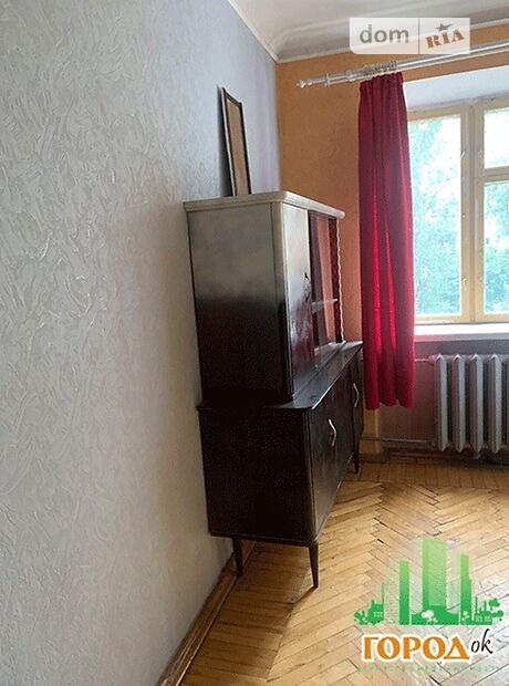 Продажа двухкомнатной квартиры в Черкассах, на ул. Амброса Сергея, район 700-летия фото 1 Продажа двухкомнатной квартиры в Черкассах, на ул. Амброса Сергея, район 700-летия фото 1