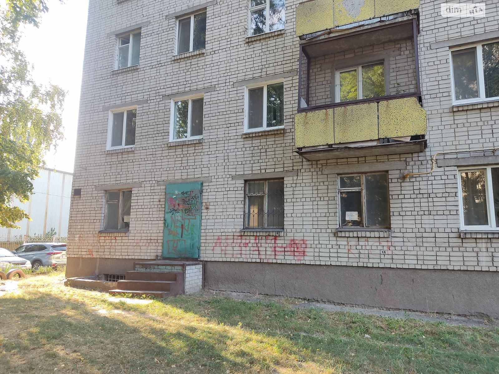 Продажа трехкомнатной квартиры в Черкассах, на ул. Нарбутовская 277, кв. 111, район 700-летия фото 1