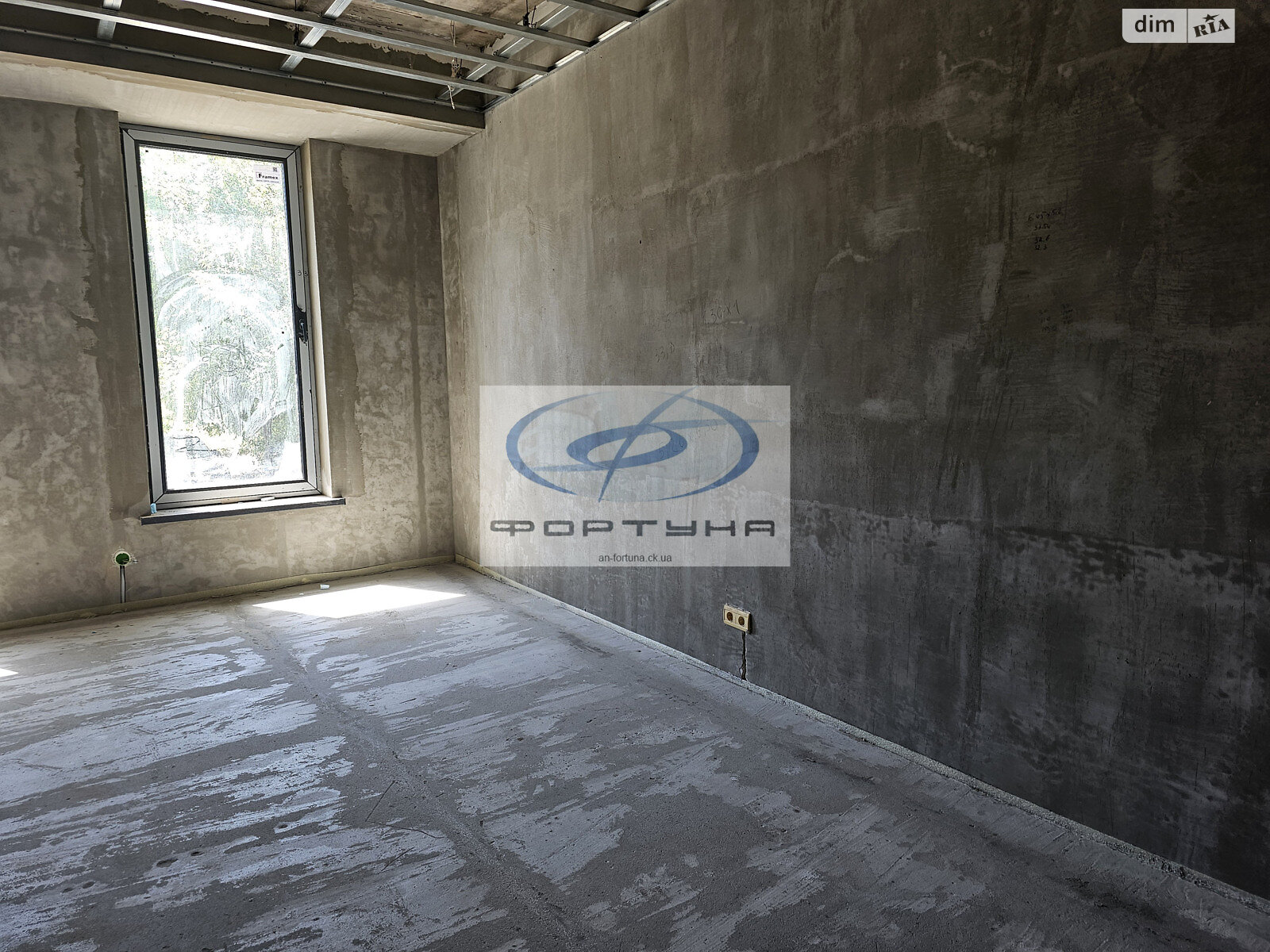 Продаж однокімнатної квартири в Черкасах, на вул. Волкова Сержанта 25, район Дахнівка фото 1 Продаж однокімнатної квартири в Черкасах, на вул. Волкова Сержанта 25, район Дахнівка фото 1