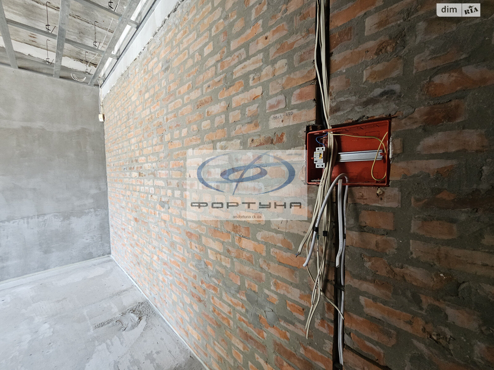 Продаж однокімнатної квартири в Черкасах, на вул. Волкова Сержанта 25, район Дахнівка фото 1 Продаж однокімнатної квартири в Черкасах, на вул. Волкова Сержанта 25, район Дахнівка фото 1