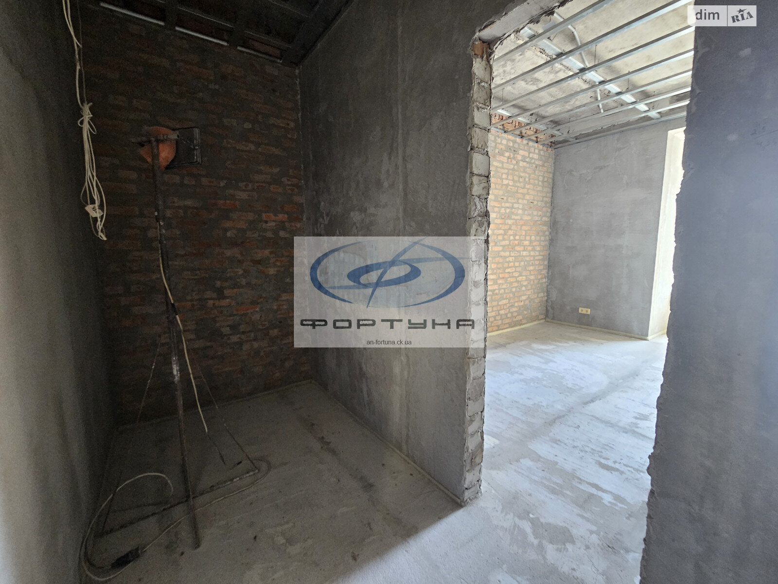 Продаж однокімнатної квартири в Черкасах, на вул. Волкова Сержанта 25, район Дахнівка фото 1 Продаж однокімнатної квартири в Черкасах, на вул. Волкова Сержанта 25, район Дахнівка фото 1