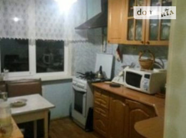Продажа трехкомнатной квартиры в Черкассах, на ул. Горького фото 1 Продажа трехкомнатной квартиры в Черкассах, на ул. Горького фото 1