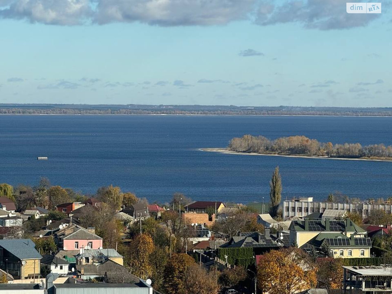 Продажа трехкомнатной квартиры в Черкассах, на ул. Грушевского Михаила 110, фото 1