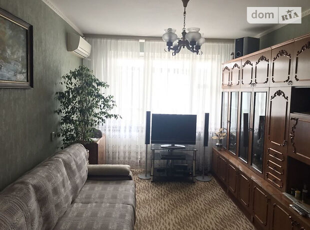 Продажа трехкомнатной квартиры в Черкассах, на ул. Энгельса район к-т Мир фото 1 Продажа трехкомнатной квартиры в Черкассах, на ул. Энгельса район к-т Мир фото 1