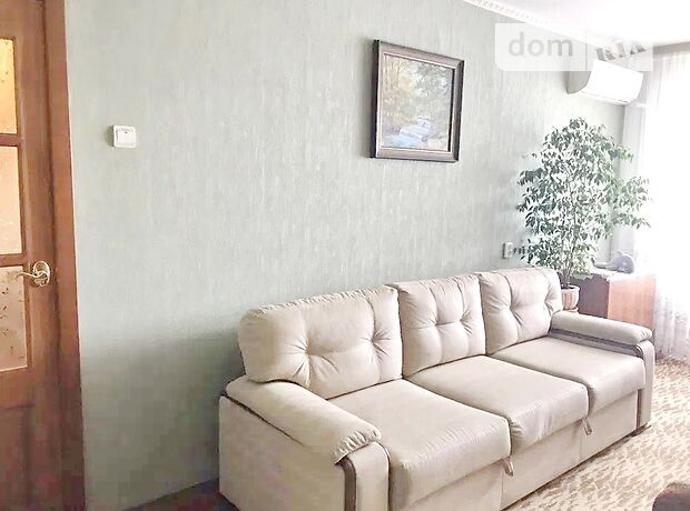 Продажа трехкомнатной квартиры в Черкассах, на Чорновола район к-т Мир фото 1 Продажа трехкомнатной квартиры в Черкассах, на Чорновола район к-т Мир фото 1