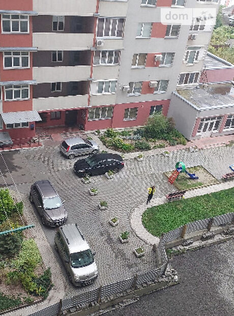 Продажа трехкомнатной квартиры в Черкассах, на ул. Праведницы Шулежко, район Казбет фото 1 Продажа трехкомнатной квартиры в Черкассах, на ул. Праведницы Шулежко, район Казбет фото 1