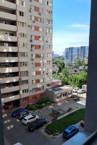 Продажа трехкомнатной квартиры в Черкассах, на ул. Праведницы Шулежко 33, район Казбет фото 2