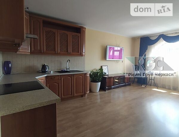 Продажа трехкомнатной квартиры в Черкассах, на ул. Праведницы Шулежко 67, район Казбет фото 1 Продажа трехкомнатной квартиры в Черкассах, на ул. Праведницы Шулежко 67, район Казбет фото 1