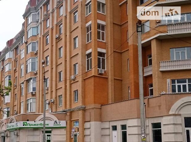 Продажа трехкомнатной квартиры в Черкассах, на бул. Шевченко район Казбет фото 1 Продажа трехкомнатной квартиры в Черкассах, на бул. Шевченко район Казбет фото 1