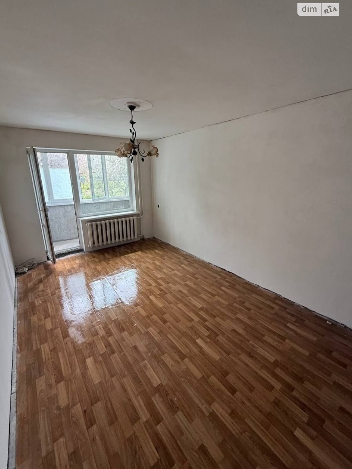 Продажа двухкомнатной квартиры в Черкассах, на ул. Момота Генерала 15, район Луначарский фото 1 Продажа двухкомнатной квартиры в Черкассах, на ул. Момота Генерала 15, район Луначарский фото 1