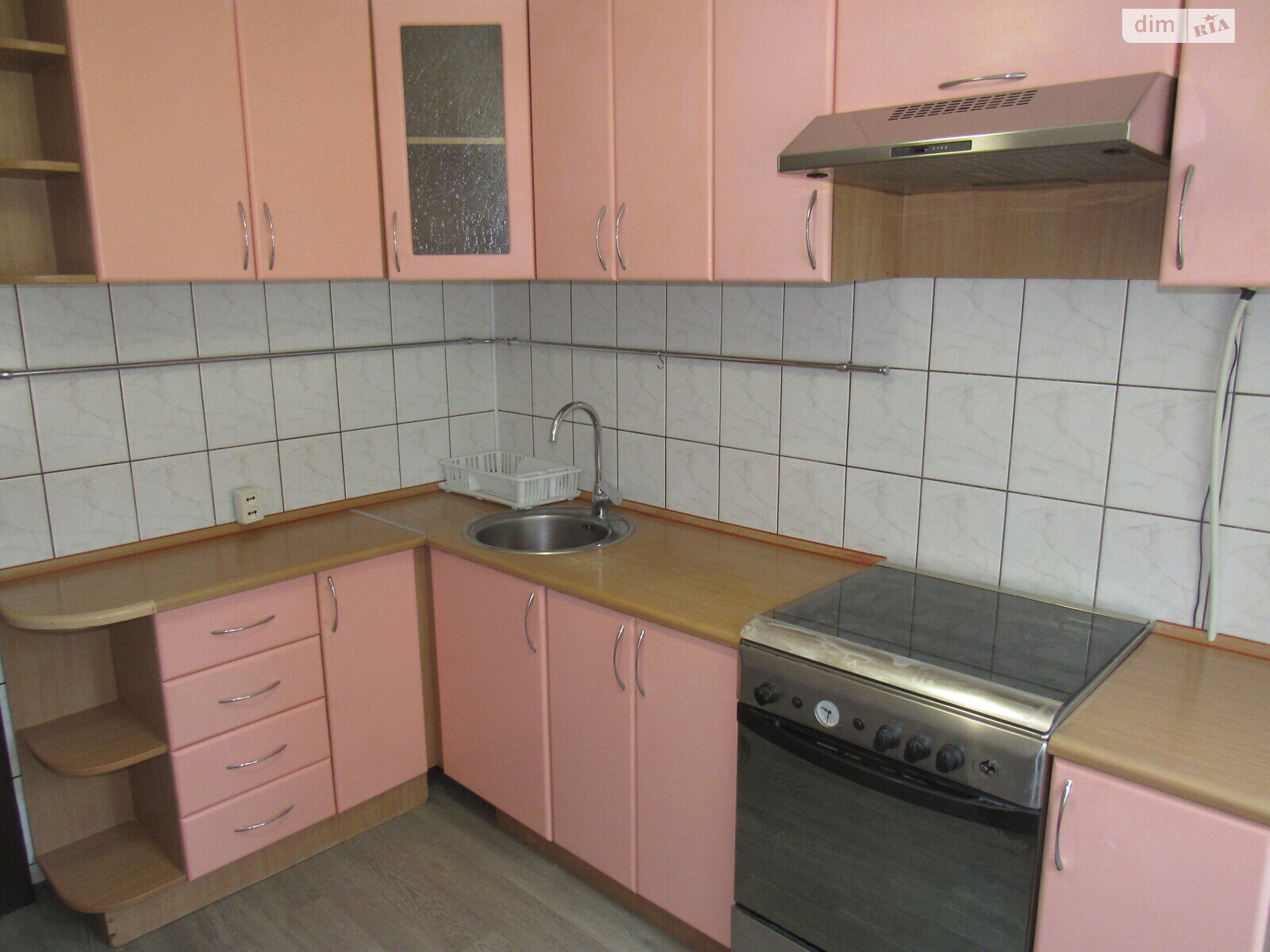 Продажа трехкомнатной квартиры в Черкассах, на ул. Сагайдачного Гетьмана, фото 1 Продажа трехкомнатной квартиры в Черкассах, на ул. Сагайдачного Гетьмана, фото 1