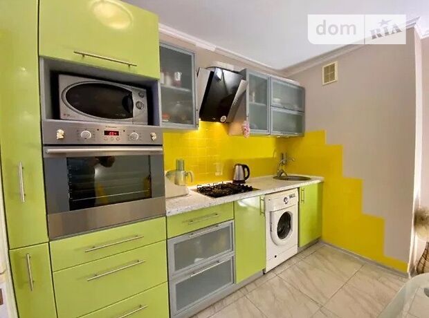 Продажа трехкомнатной квартиры в Черкассах, на ул. Гагарина район Мытница фото 1 Продажа трехкомнатной квартиры в Черкассах, на ул. Гагарина район Мытница фото 1