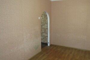 Продаж однокімнатної квартири в Черкасах, на вул. Припортова, район Митниця фото 2