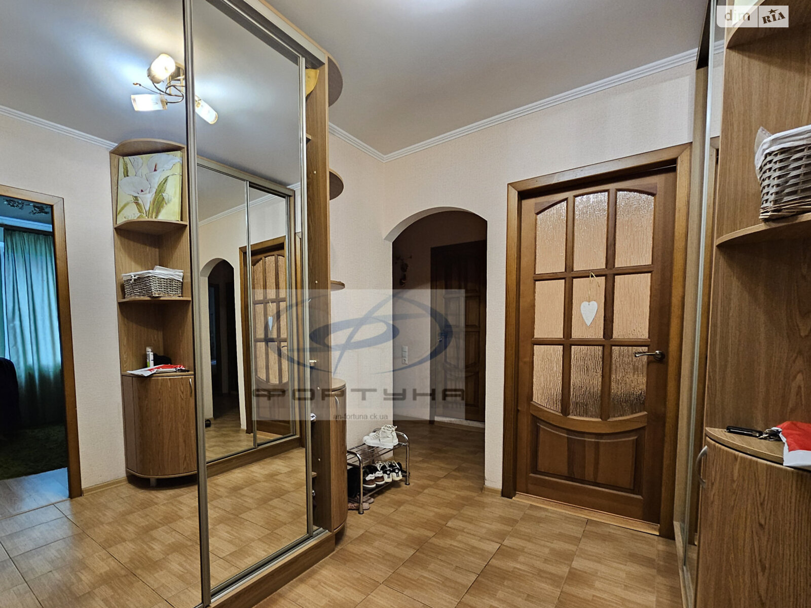 Продажа трехкомнатной квартиры в Черкассах, на ул. Припортовая 6, район Мытница-речпорт фото 1