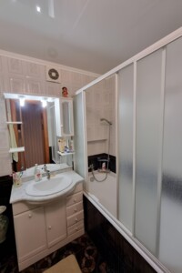 Продажа трехкомнатной квартиры в Черкассах, на ул. Припортовая 42, район Мытница-центр фото 2