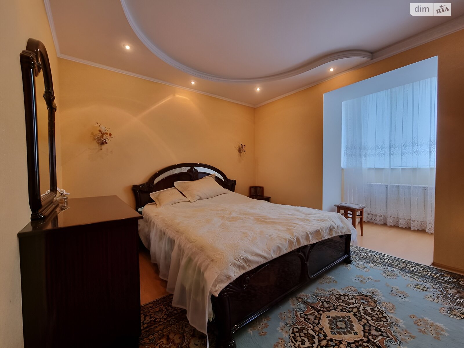 Продажа трехкомнатной квартиры в Черкассах, на ул. Припортовая 42, район Мытница-центр фото 1 Продажа трехкомнатной квартиры в Черкассах, на ул. Припортовая 42, район Мытница-центр фото 1