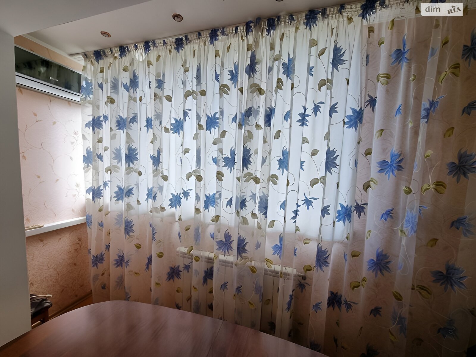 Продажа трехкомнатной квартиры в Черкассах, на ул. Припортовая 42, район Мытница-центр фото 1 Продажа трехкомнатной квартиры в Черкассах, на ул. Припортовая 42, район Мытница-центр фото 1