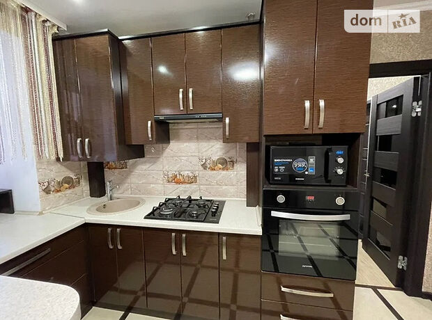 Продажа двухкомнатной квартиры в Черкассах, на ул. Гагарина, район Мытница фото 1 Продажа двухкомнатной квартиры в Черкассах, на ул. Гагарина, район Мытница фото 1