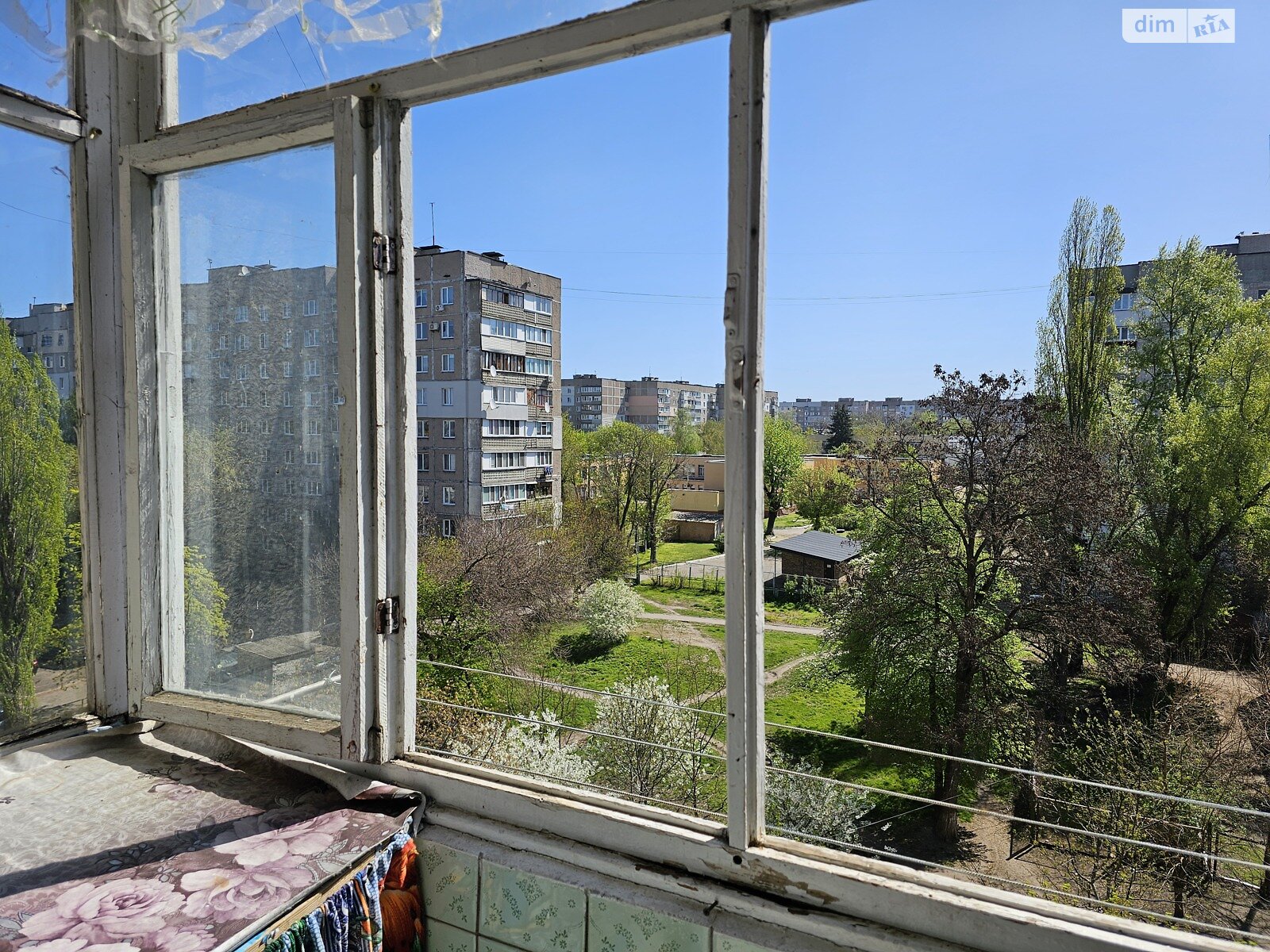 Продаж трикімнатної квартири в Черкасах, на вул. Чехова 39, район Придніпровський фото 1 Продаж трикімнатної квартири в Черкасах, на вул. Чехова 39, район Придніпровський фото 1