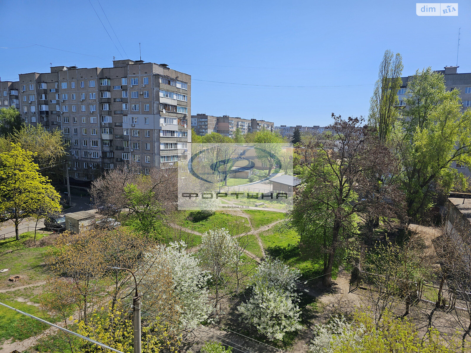 Продаж трикімнатної квартири в Черкасах, на вул. Чехова 39, район Придніпровський фото 1 Продаж трикімнатної квартири в Черкасах, на вул. Чехова 39, район Придніпровський фото 1