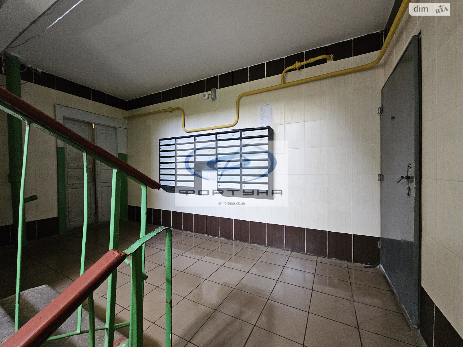 Продаж трикімнатної квартири в Черкасах, на вул. Чехова 39, район Придніпровський фото 1 Продаж трикімнатної квартири в Черкасах, на вул. Чехова 39, район Придніпровський фото 1