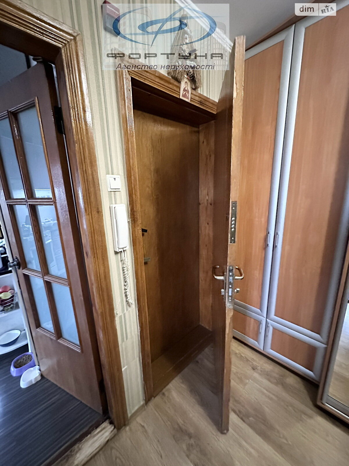 Продажа трехкомнатной квартиры в Черкассах, на ул. Героев Днепра, район Приднепровский фото 1 Продажа трехкомнатной квартиры в Черкассах, на ул. Героев Днепра, район Приднепровский фото 1