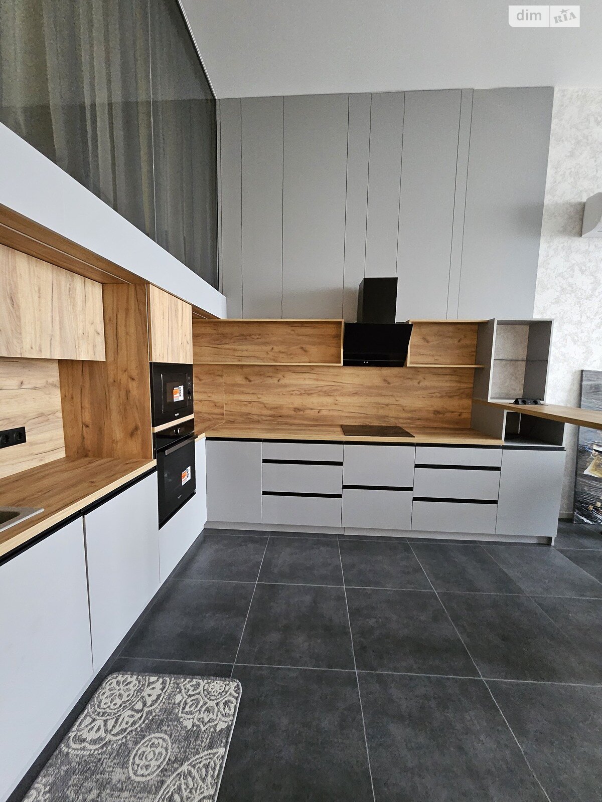 Продажа двухкомнатной квартиры в Черкассах, на ул. Гоголя 302, район Приднепровский фото 1 Продажа двухкомнатной квартиры в Черкассах, на ул. Гоголя 302, район Приднепровский фото 1